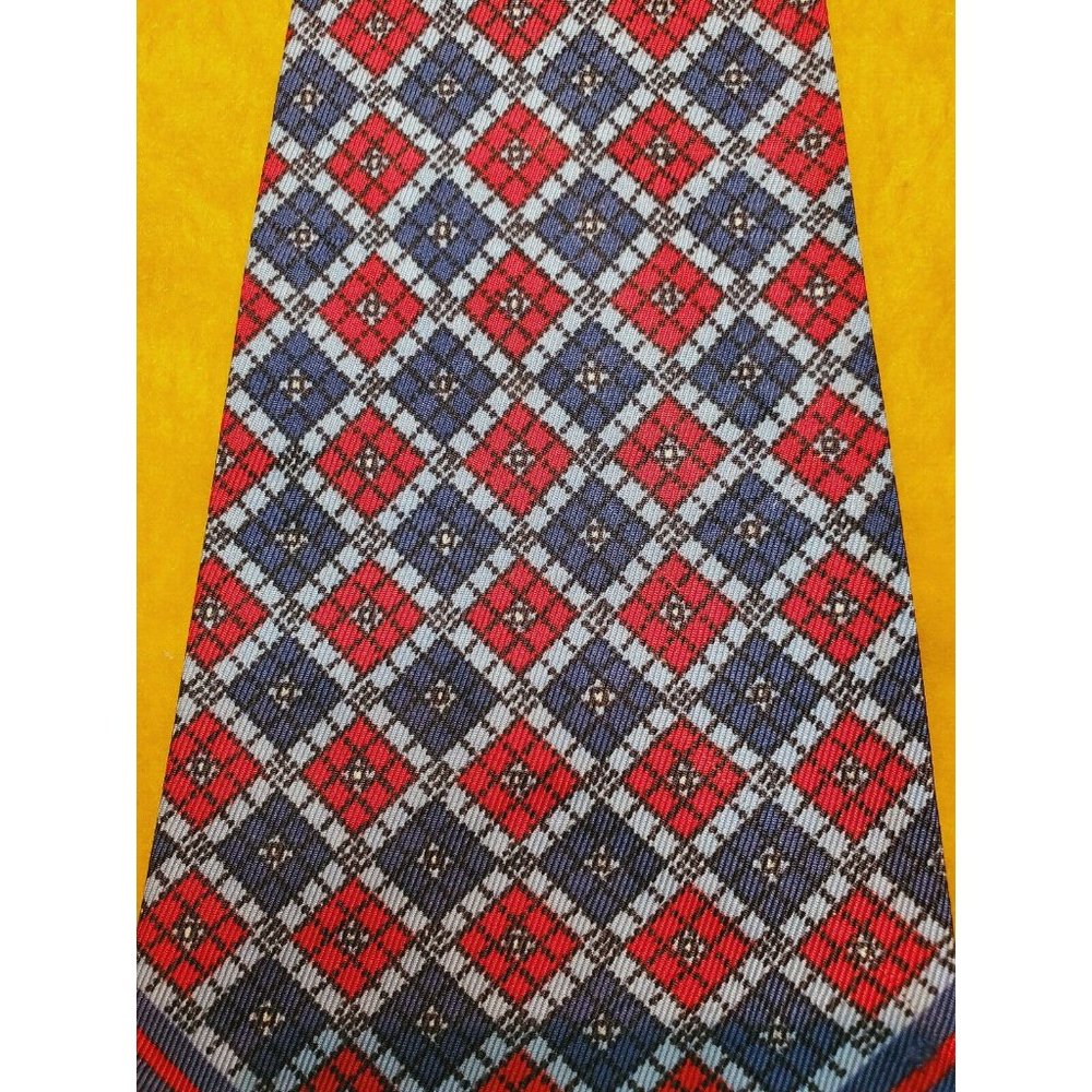 1940s 1950s VINTAGE ANTIQUE ~V.I.PRINTS ~DRESS SHIRT TIE ~RED BLUE DIAMOND ~ 51"